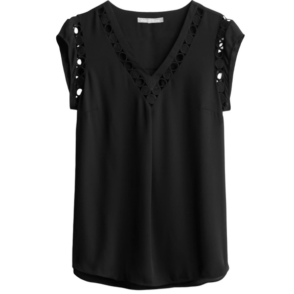 Daniel Rainn Tops - NWT Daniel Rainn Kabari Cutout Detail Blouse in black 
2x HOST PICK! 🎉🎉